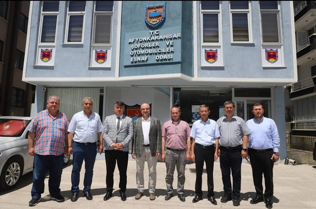 BAŞKAN ŞAHİN ŞÖFORLER ODASINI ZİYARET ETTİ