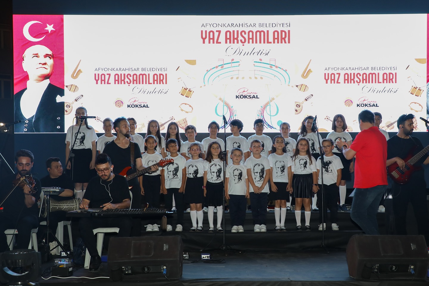 MİLLİ MAÇ HEYECANINI HEP BİRLİKTE YAŞADIK