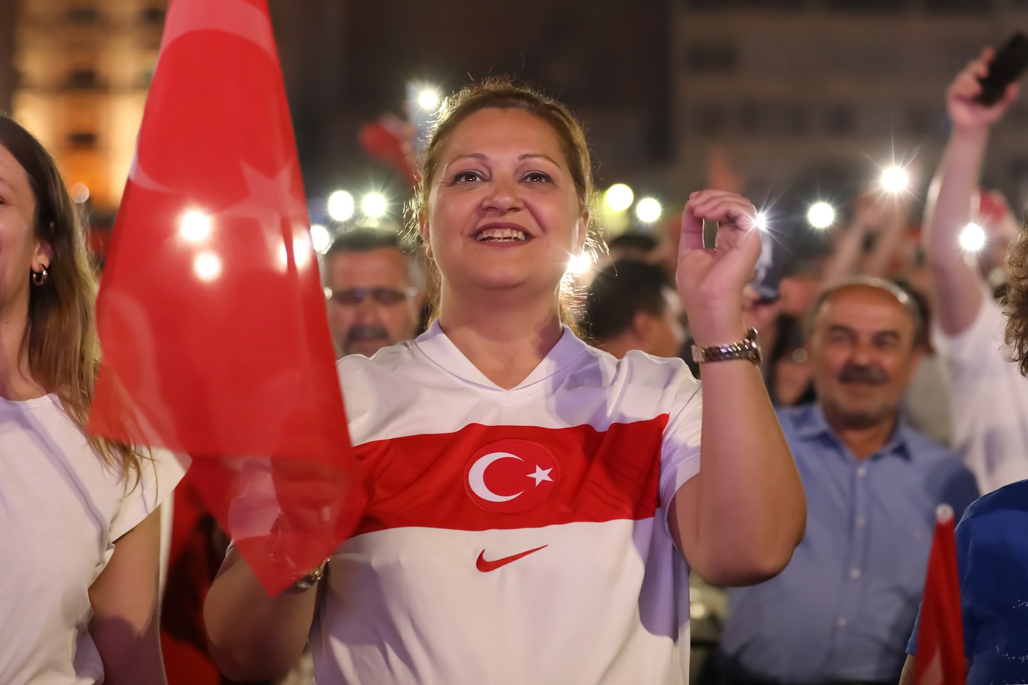 MİLLİ MAÇ HEYECANINI HEP BİRLİKTE YAŞADIK