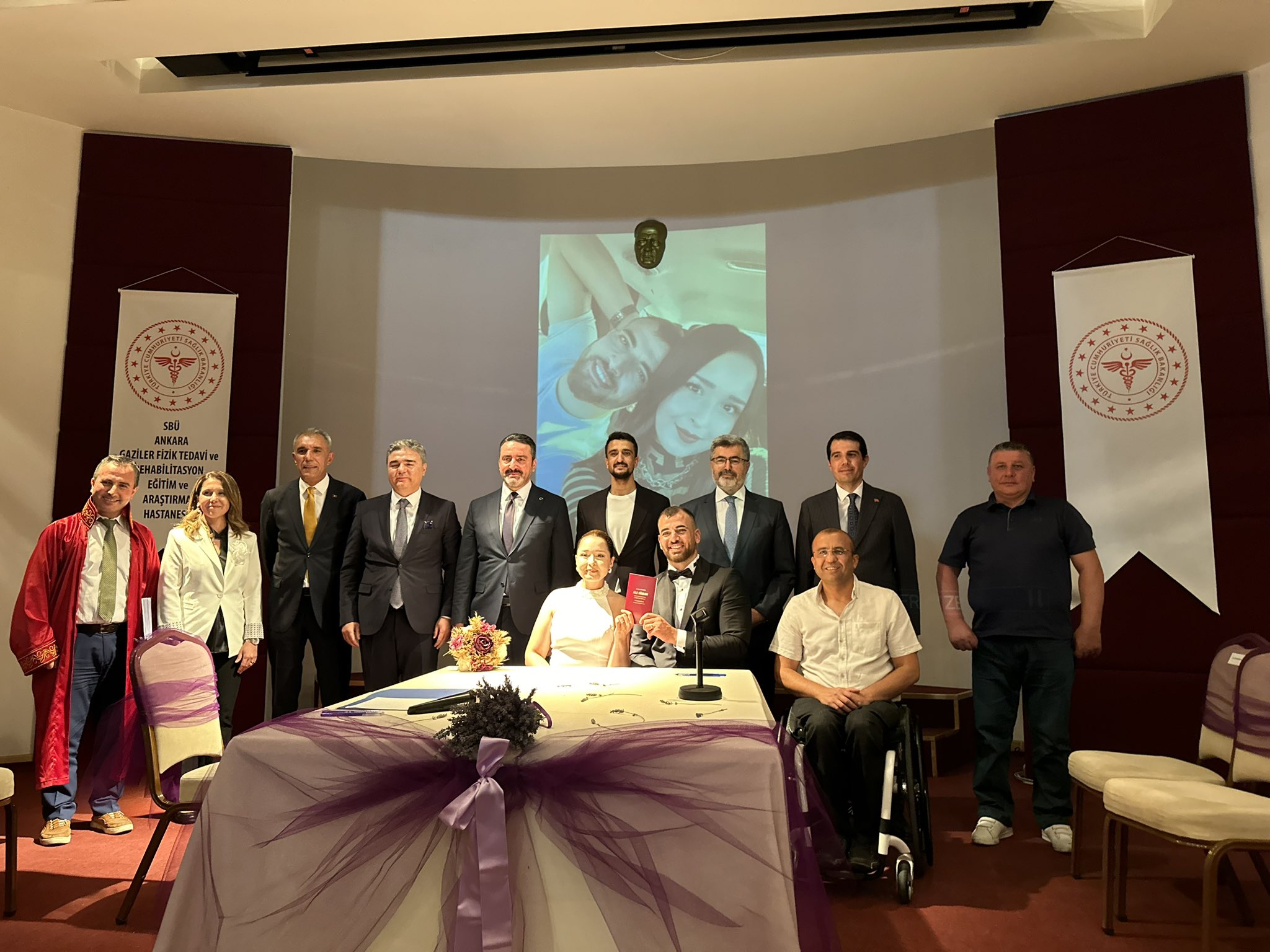 Milletvekili Özkaya,  Afyonlu Gazinin Ankara'daki Nikah Töreninde Şahitlik Etti