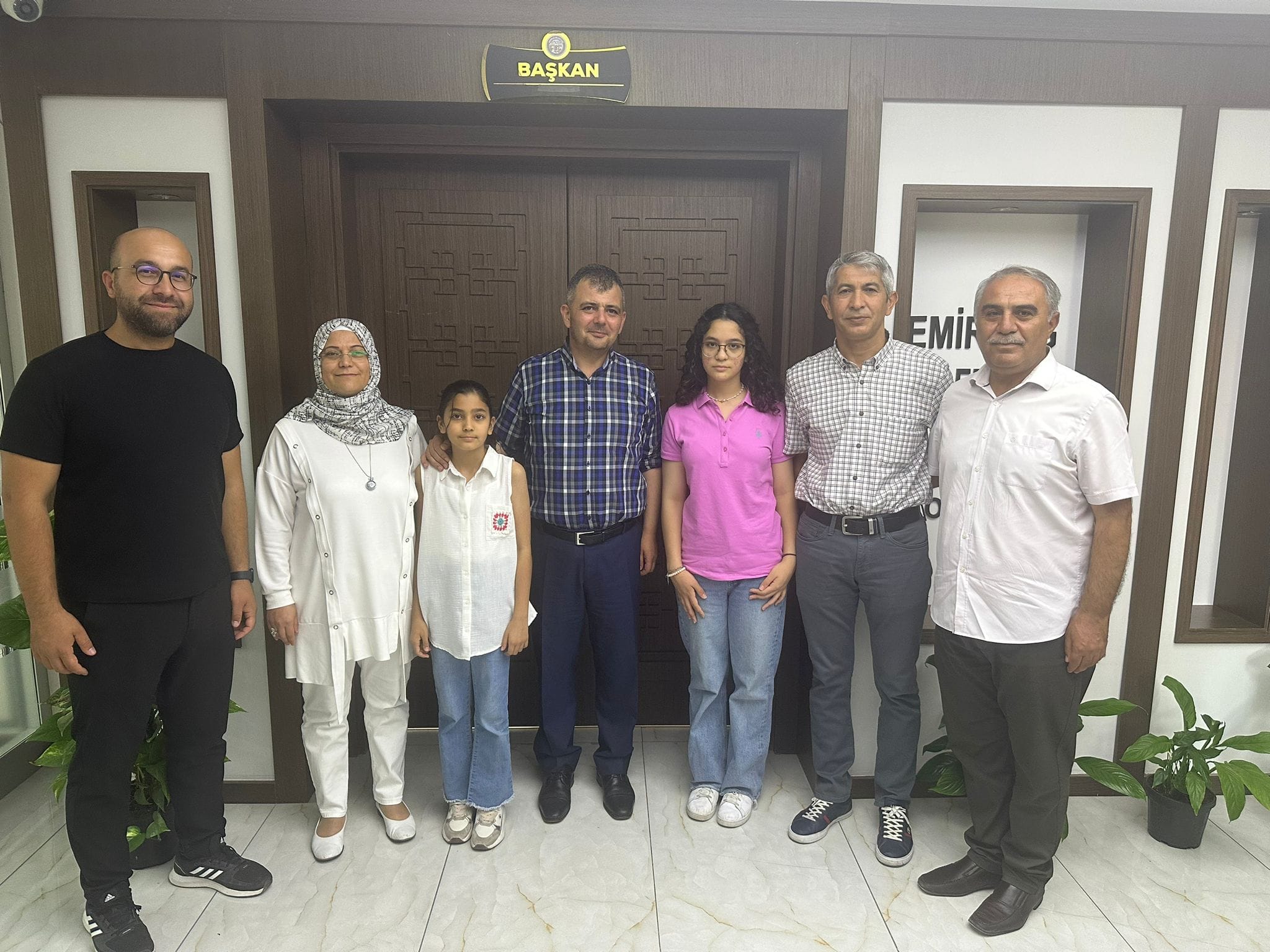 LGS Birincisinden Belediye Başkanı Serkan Koyuncu'ya Ziyaret