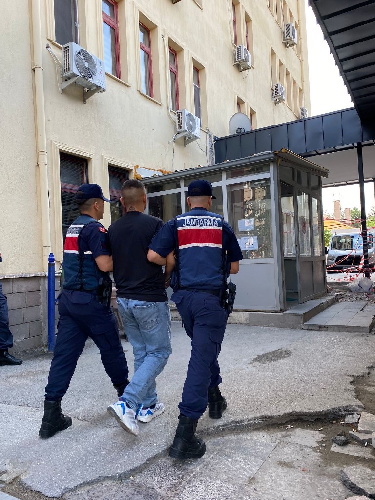 AFYON'DA TUTUKLANARAK CEZAEVİNE TESLİM EDİLDİ