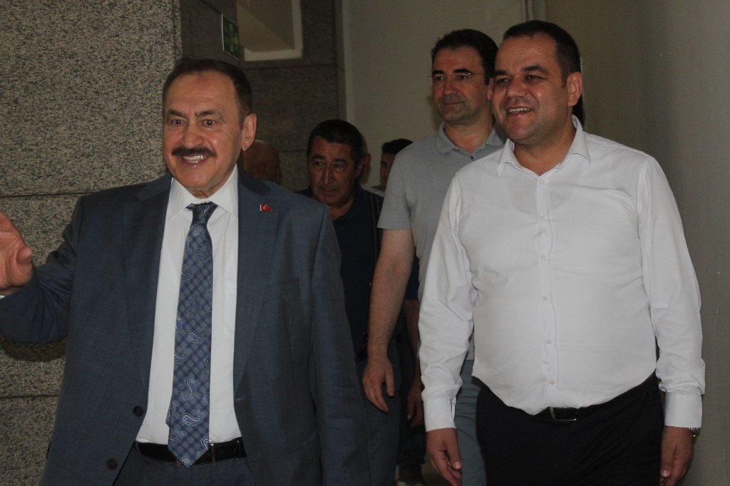 VEYSEL EROĞLU, AFYON GAZETECİLER CEMİYETİ'Nİ ZİYARET ETTİ
