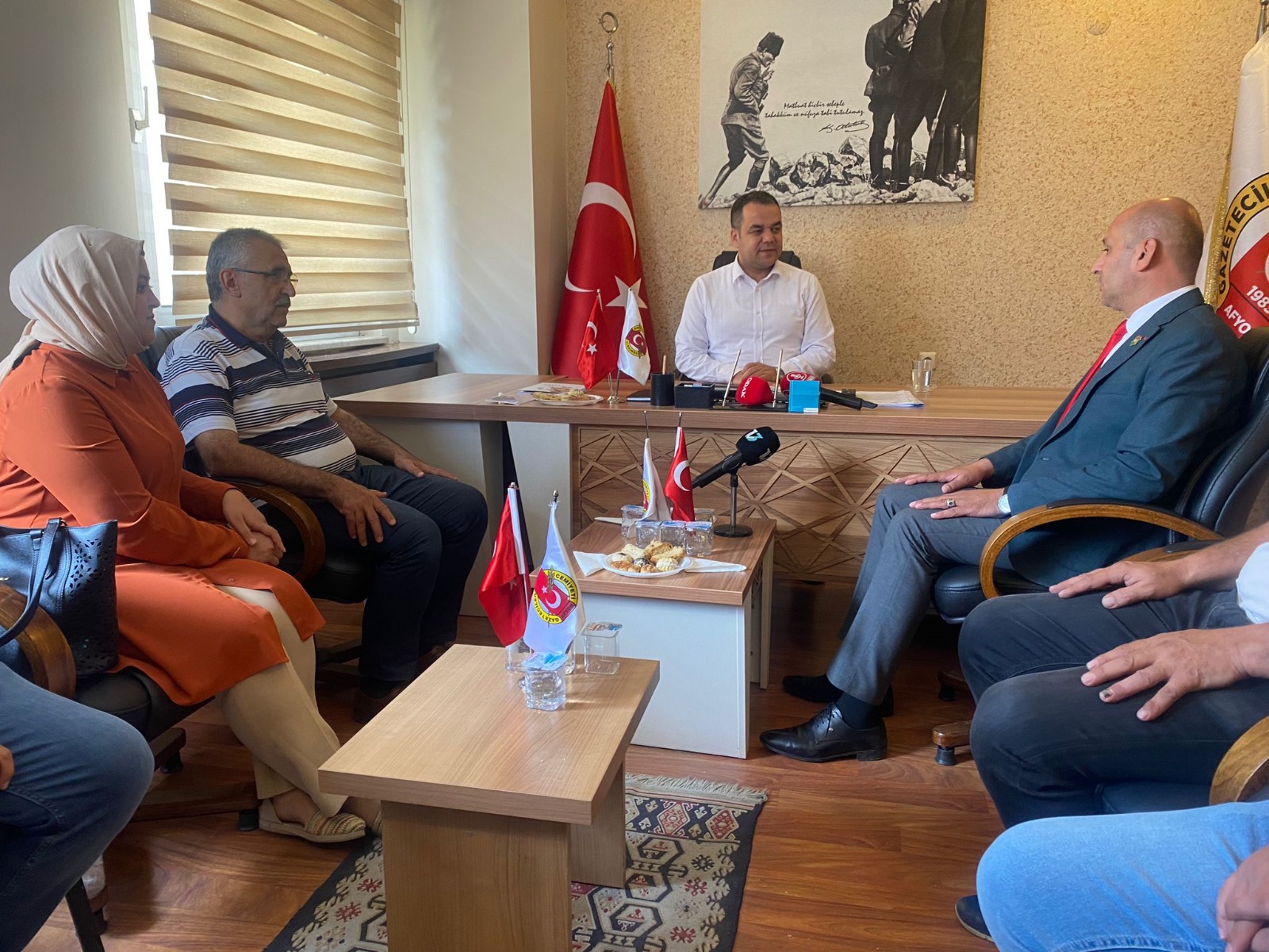 KUMARTAŞLI, ÖNDER ARTUK'A HAYIRLI OLSUN DİLEKLERİNDE BULUNDU