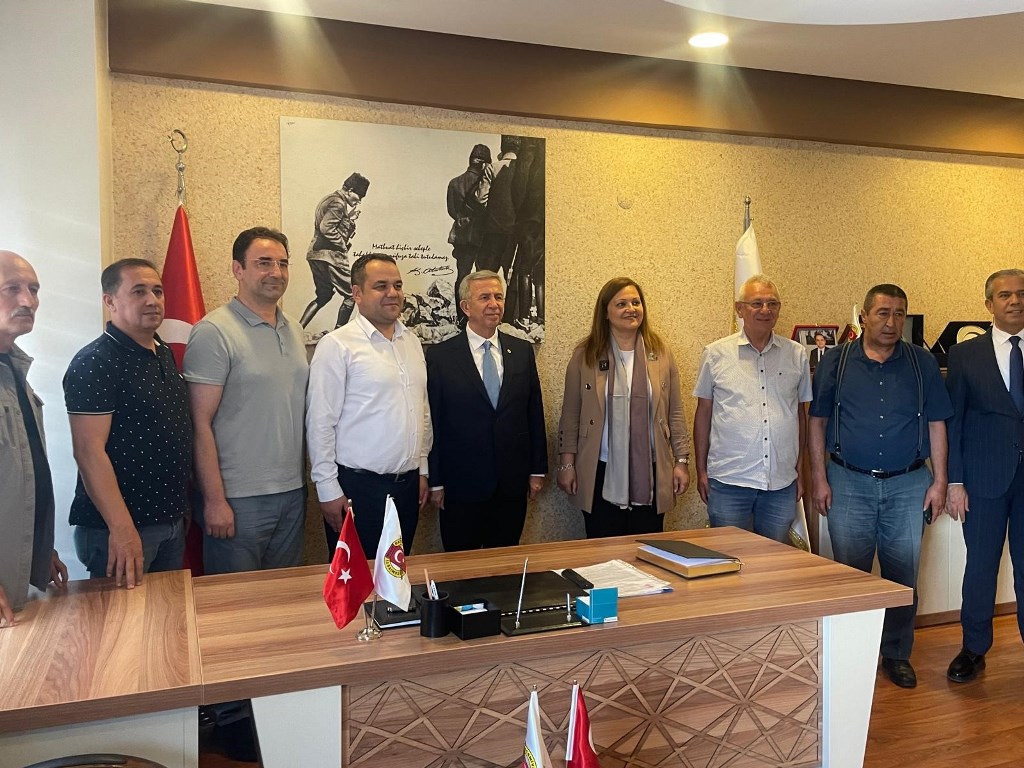 "ŞEHİTLERİMİZ VE GAZİLERİMİZ MİLLETİMİZİN EN DEĞERLİ VARLIKLARIDIR"