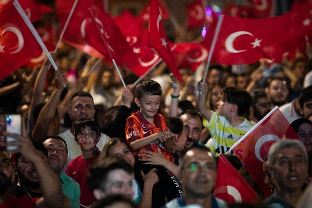 MİLLİ MAÇ COŞKUSU ZAFER MEYDANI'NDA YAŞANACAK