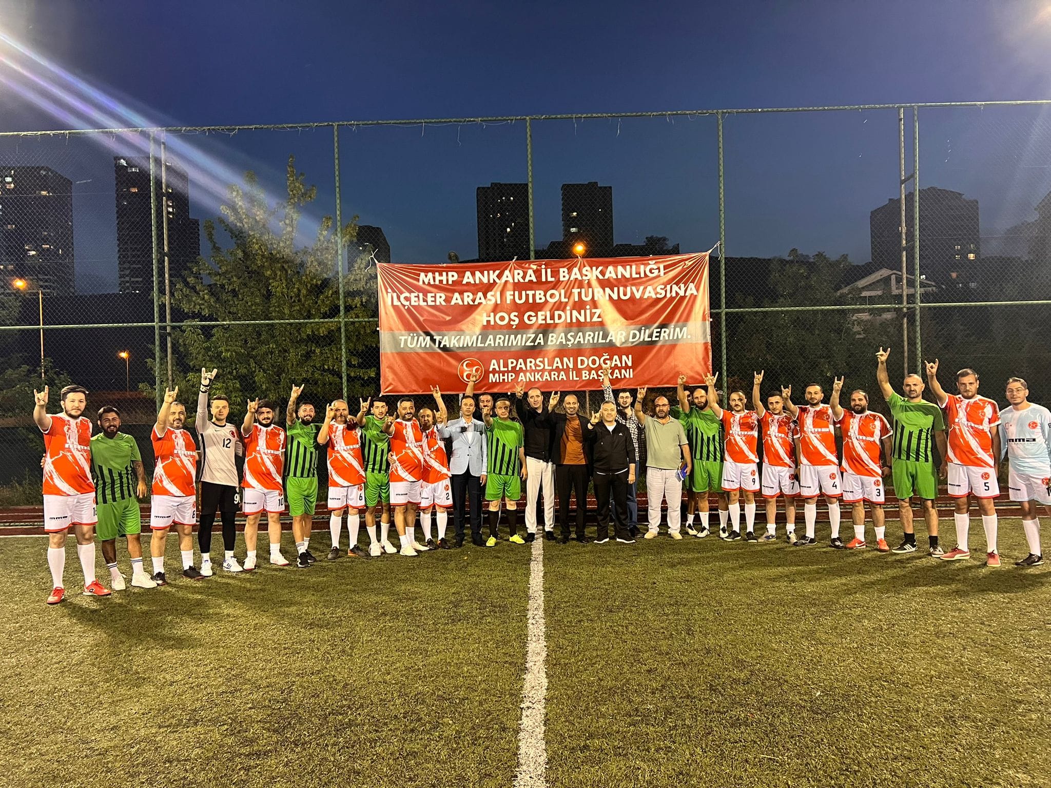 MHP TEŞKİLATI  HALI SAHA MAÇINDA BİR ARAYA GELDİ