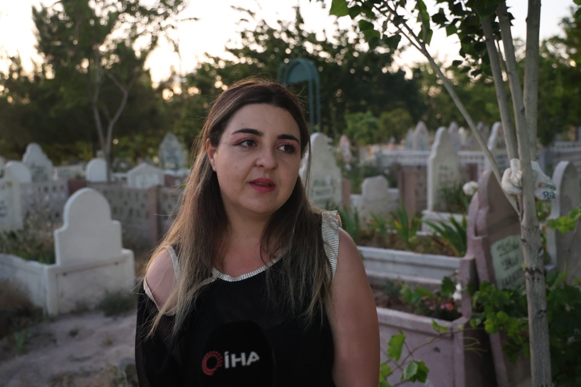 Film Gibi Olay!  32 yıl sonra hem kendi mezarını buldu hem de gerçek ailesini