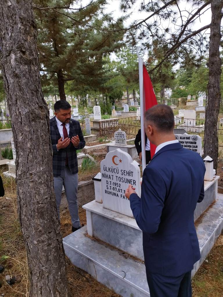 ÜLKÜCÜ ŞEHİT NİHAT TOSUNER, DUALARLA YÂD EDİLDİ