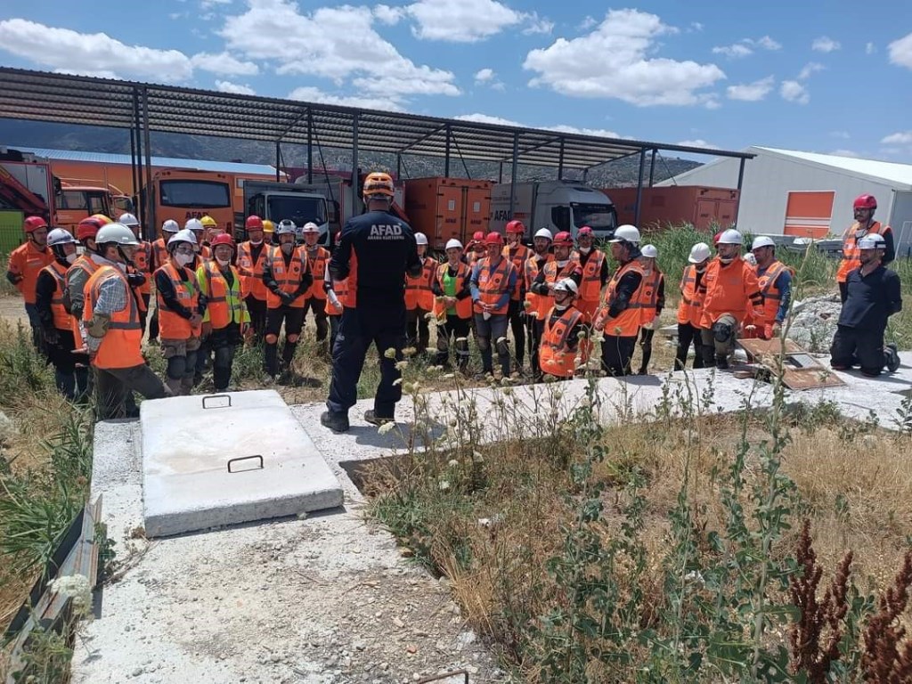 DAK 95-DİNAR ARAMA KURTARMA EKİBİNE EĞİTİM VERİLDİ
