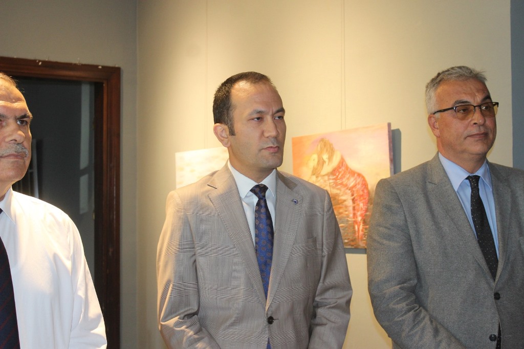 AFYONKARAHİSARLI SANATÇILARA AİT KARMA SERGİ AÇILDI