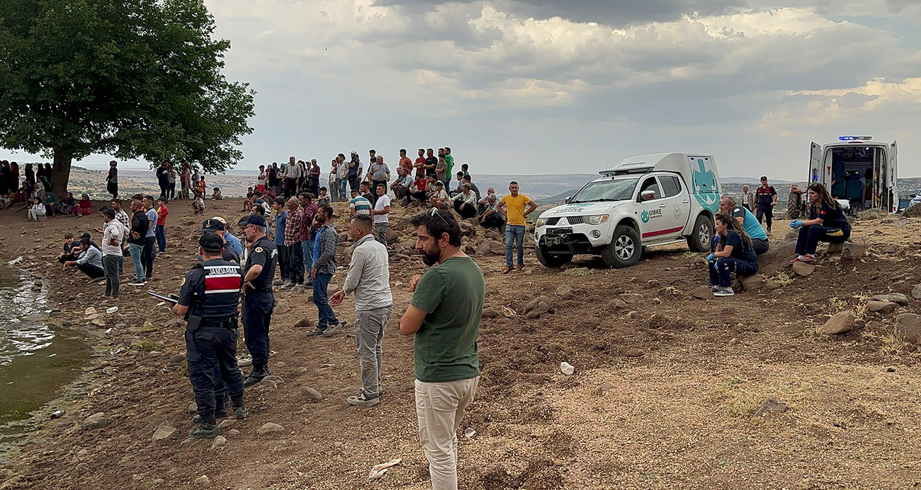 Gaziantep’te Acı Olay!  Gölete giren 3 kişiden birisi boğuldu, 2’si kayıp