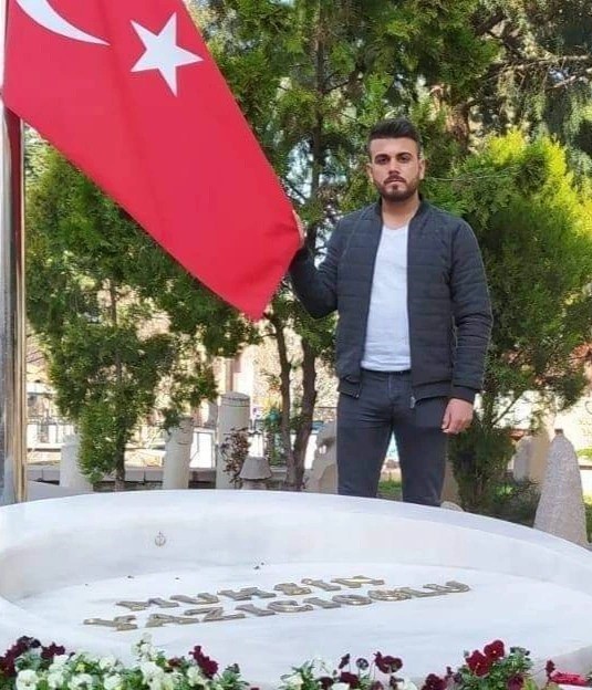 Otomobilin Çarptığı Genç 87 Günlük Yaşam Savaşını Kaybetti