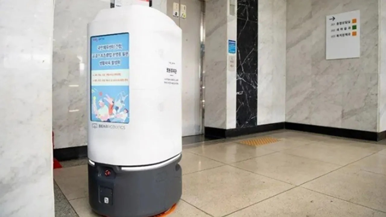 Tarihte ilk: Fazla mesai yapan robot "intihar etti"