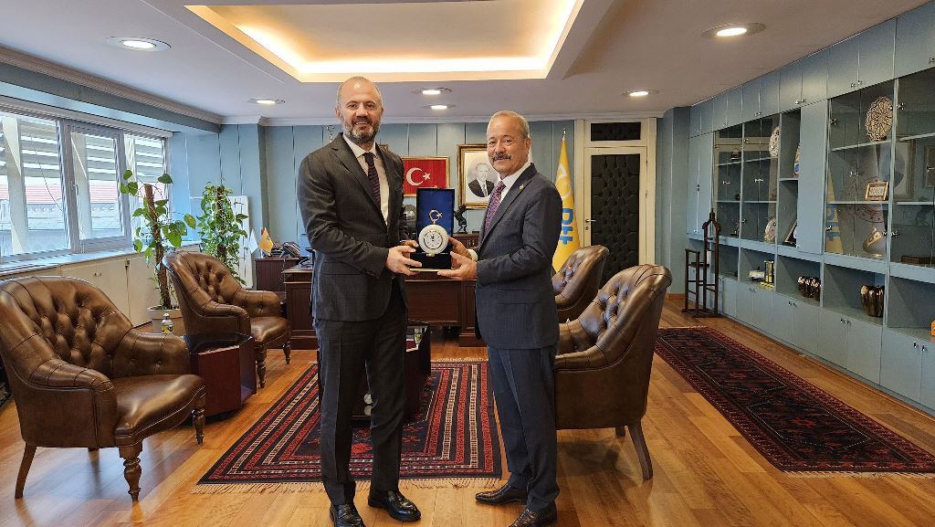 MİLLETVEKİLİ TAYTAK'TAN, PTT GENEL MÜDÜRÜ GÜLTEN'E ZİYARET