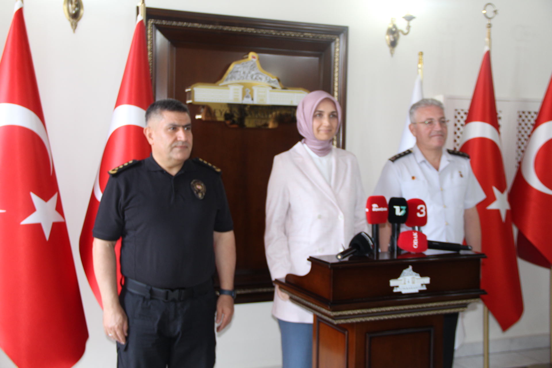 ALINAN TEDBİRLER SONUÇ VERDİ: GÜVENLİ ŞEHİR AFYONKARAHİSAR