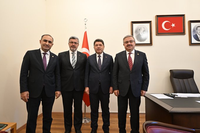 AK Parti Afyonkarahisar Milletvekillerinden Bakan Yılmaz Tunç’a Ziyaret