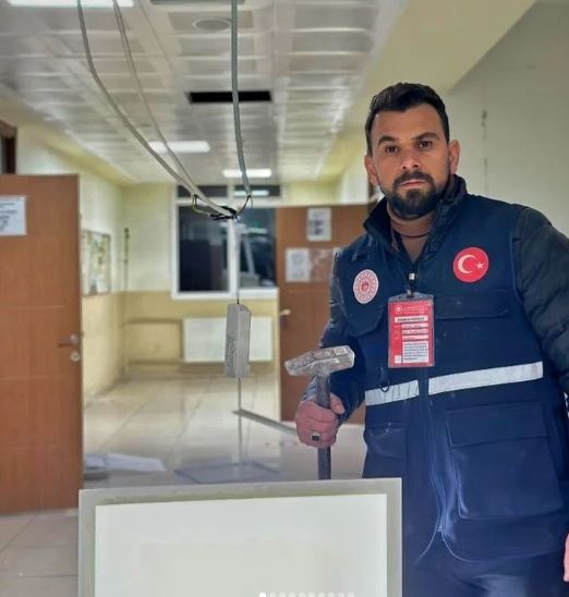 AKÜ ÖĞRETİM ÜYESİ DR  GÜCEK'TEN DEPREMLE İLGİLİ İLK YORUM
