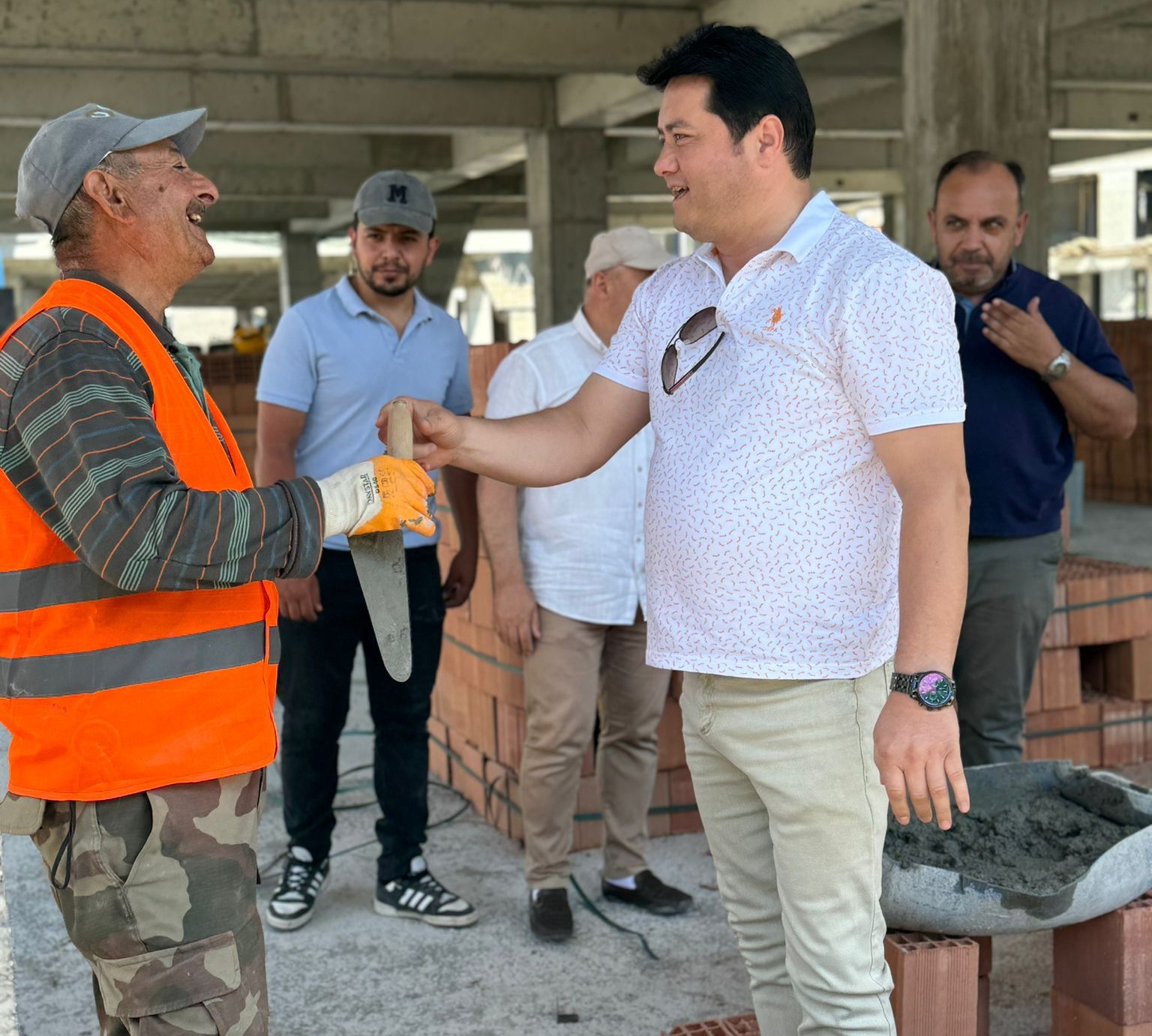 Başkan Aynacı İlk Tuğlayı Koydu