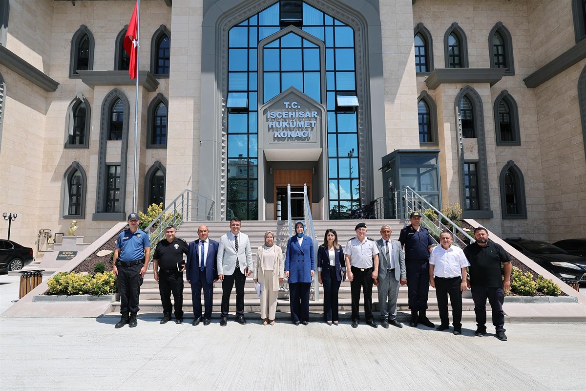 Devlet Ana Halkı Dinledi Halk Toplantısının Bu Ayki Adresi İscehisar