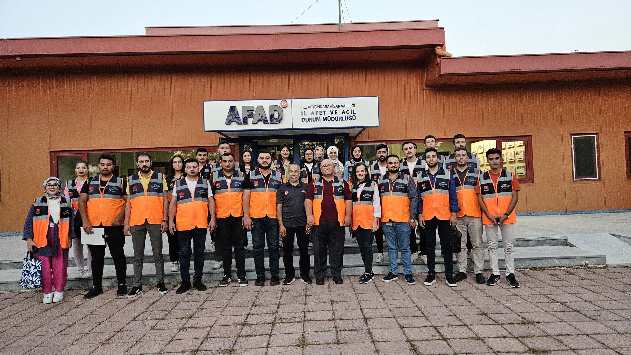 AK Gençlik AFAD Eğitimlerini Tamamladı