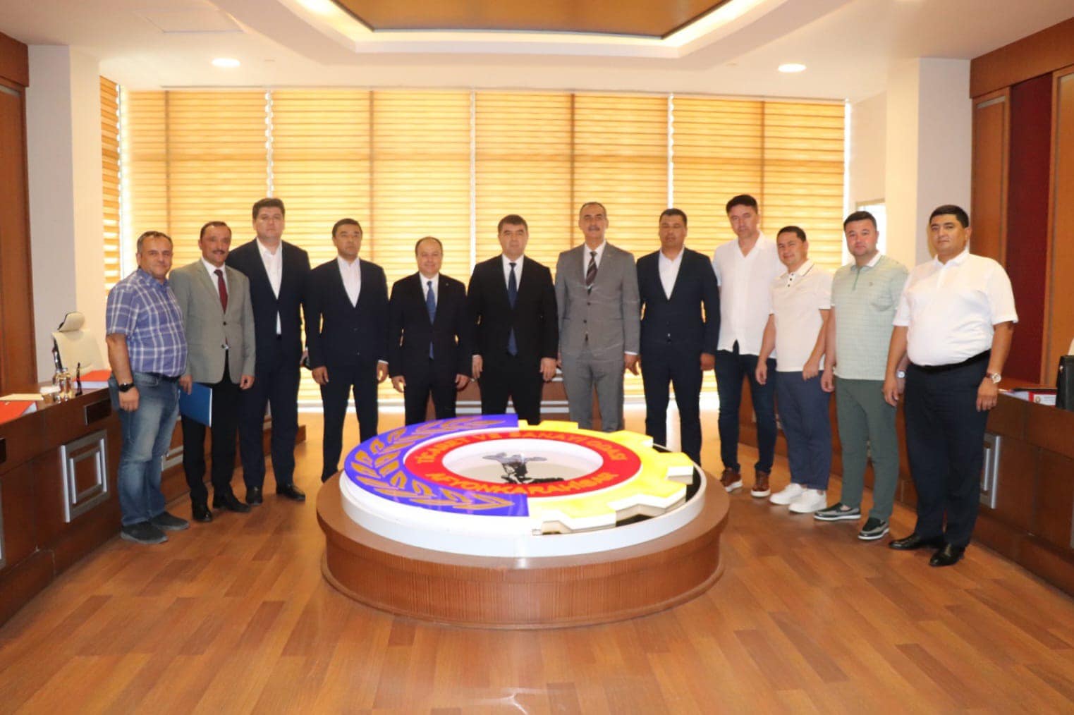 Özbekistan Heyeti ATSO’da İş İnsanları İle Buluştu