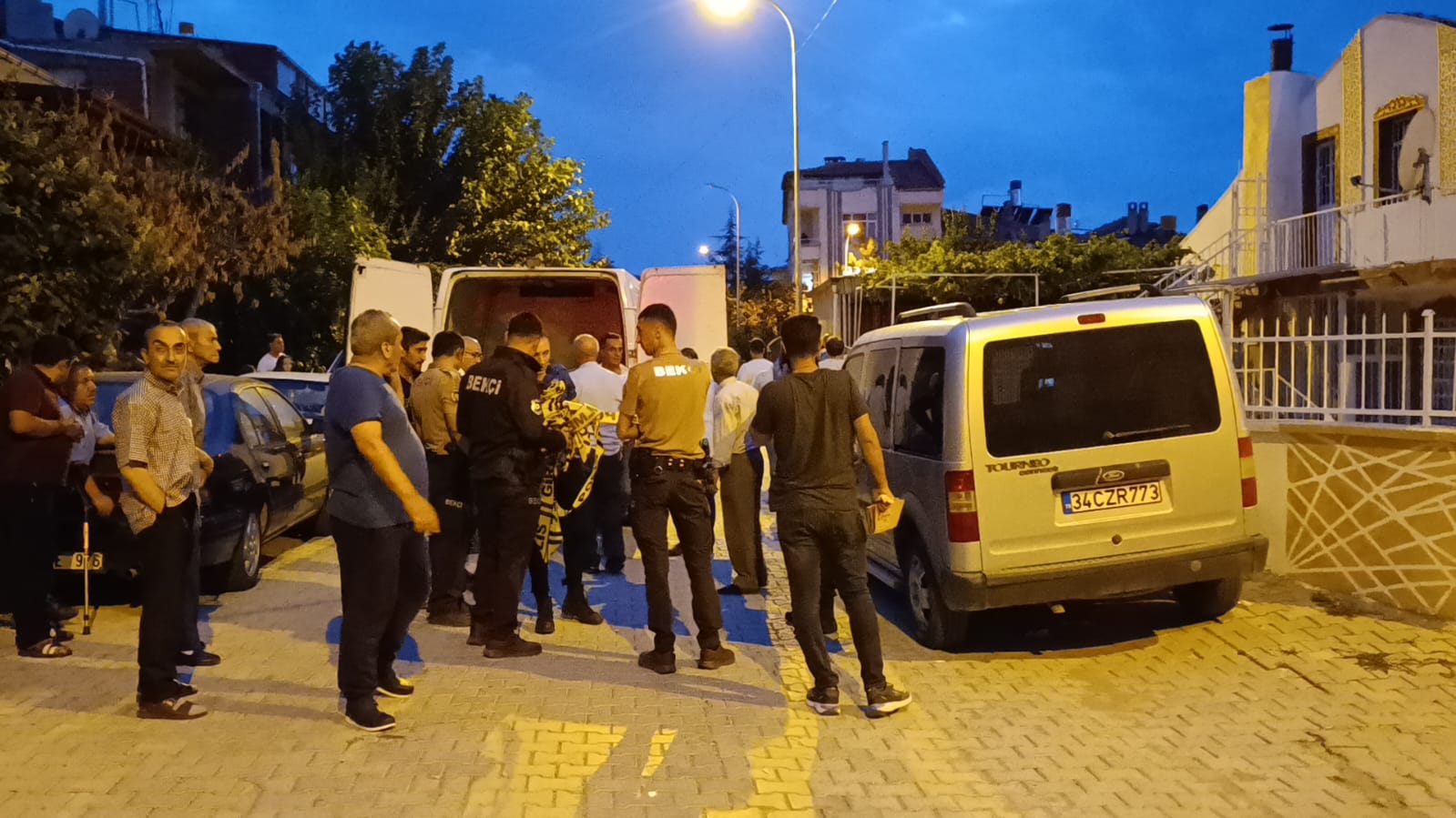 Afyonkarahisar'da Şüpheli Ölüm!  Bir kişi aracında ölü bulundu...