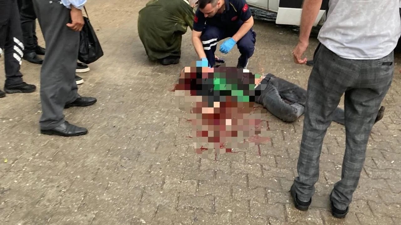 Alacak Verecek Meselesi Kanlı Bitti: Cinayet Anı Saniye Saniye Kamerada...