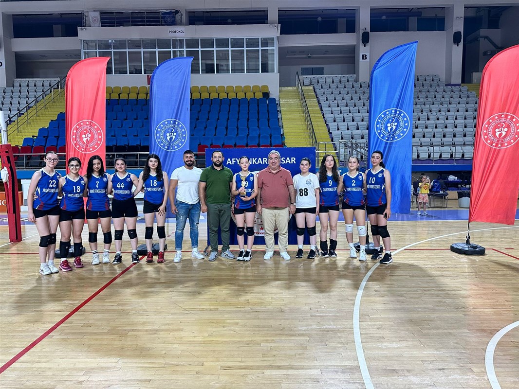 "AFYON'DA SPORUN GELİŞMESİ İÇİN ELİMİZDEN GELENİ YAPIYORUZ"