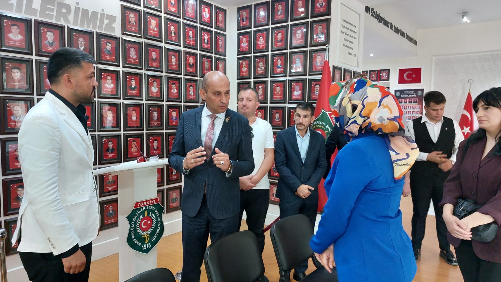 ÜLKÜ OCAKLARINDAN ŞEHİTLER DERNEĞİNE ZİYARET