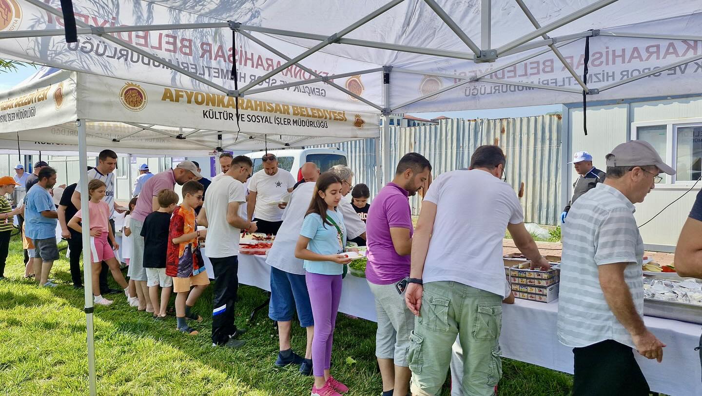 Afyonkarahisar'da "Baba-Çocuk Kampı" Büyük Bir Coşkuyla Başladı