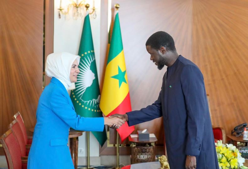 BAKAN GÖKTAŞ SENEGAL CUMHURBAŞKANI'NA KONUK OLDU