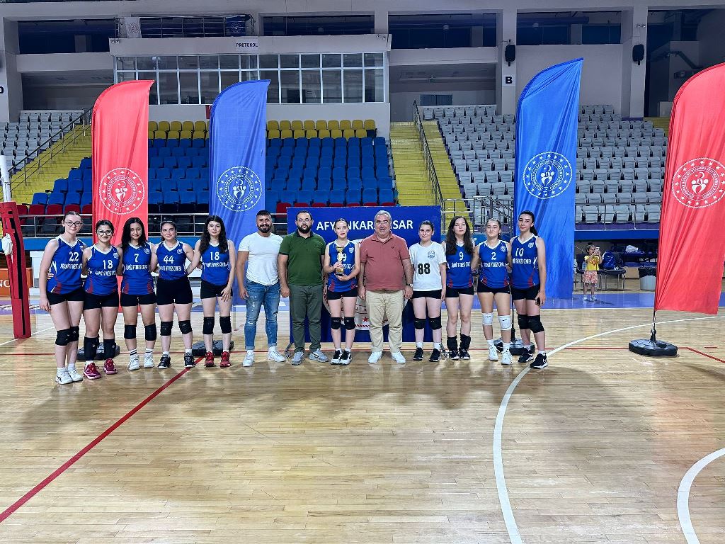 BÜYÜKLER KULÜP VOLEYBOL MÜSABAKALARI TAMAMLANDI