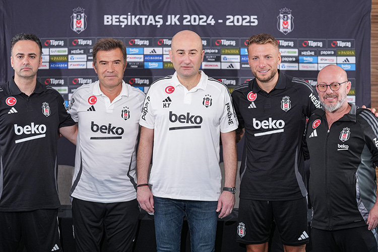 Beşiktaş'ın Arzusu, Ciro Immobile'yi Siyah-Beyazlı Yaptı