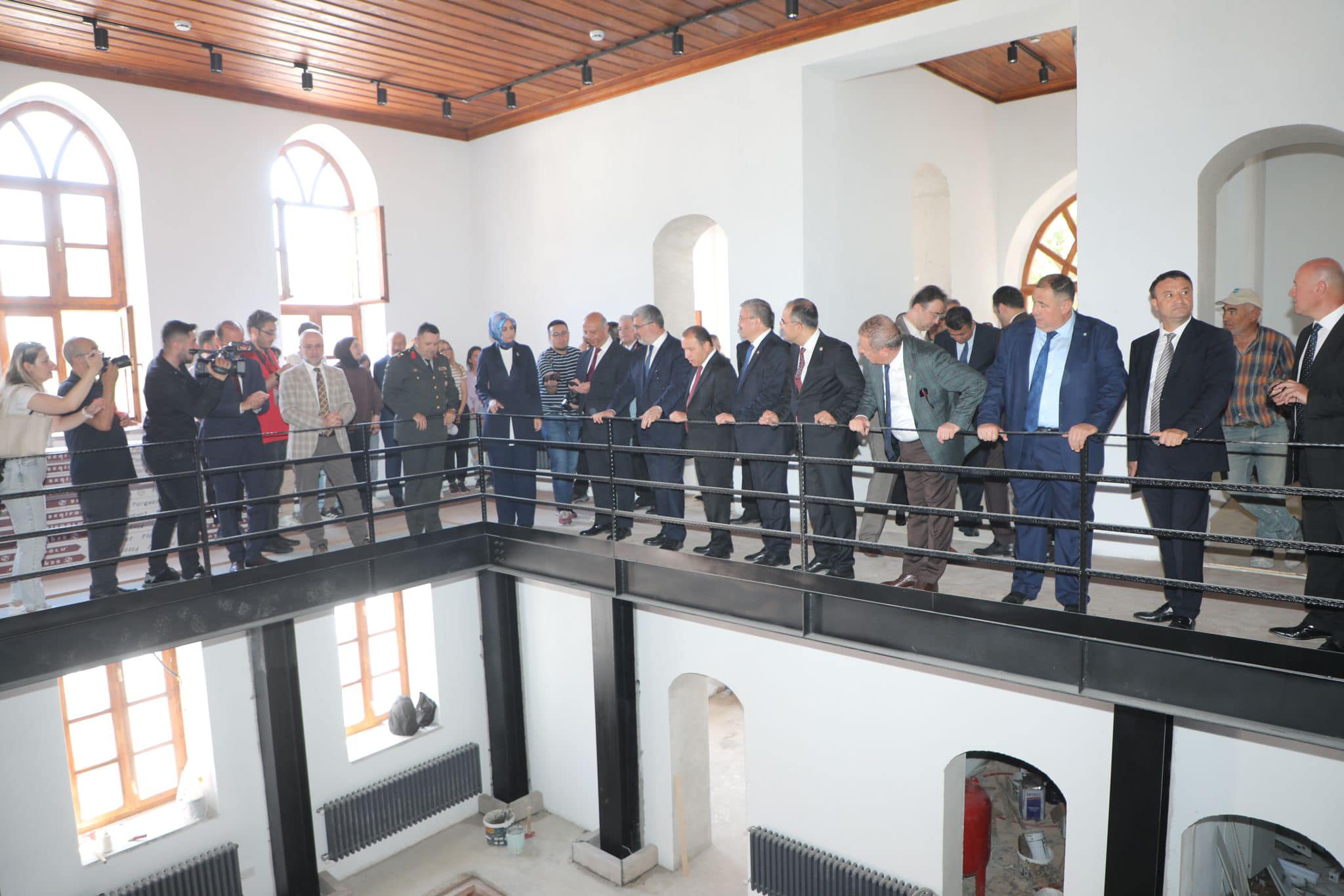 AK Parti Milletvekilleri Zafer Müzesi Çalışmalarını İnceledi
