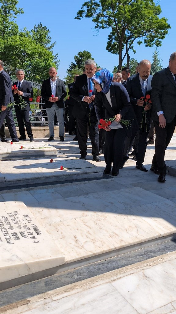 "15 TEMMUZ, ONURLANMAMIZI TEKRAR TEKRAR HİSSETMEMİZİ SAĞLAYAN BİR GECEDİR"