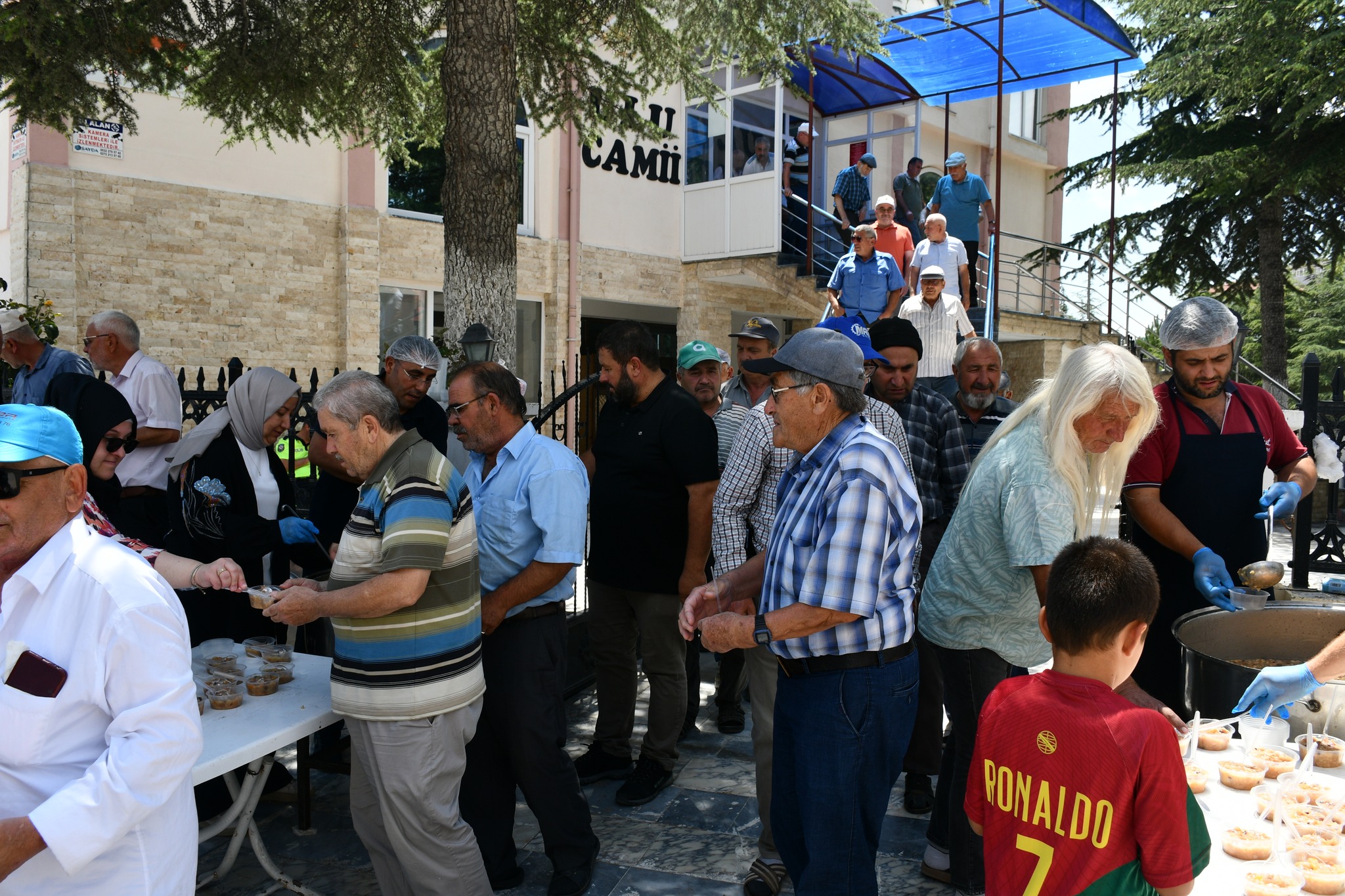 İscehisar'da Mevlid-i Şerif Okutuldu Başkan Kılınçarslan Aşure İkram Etti