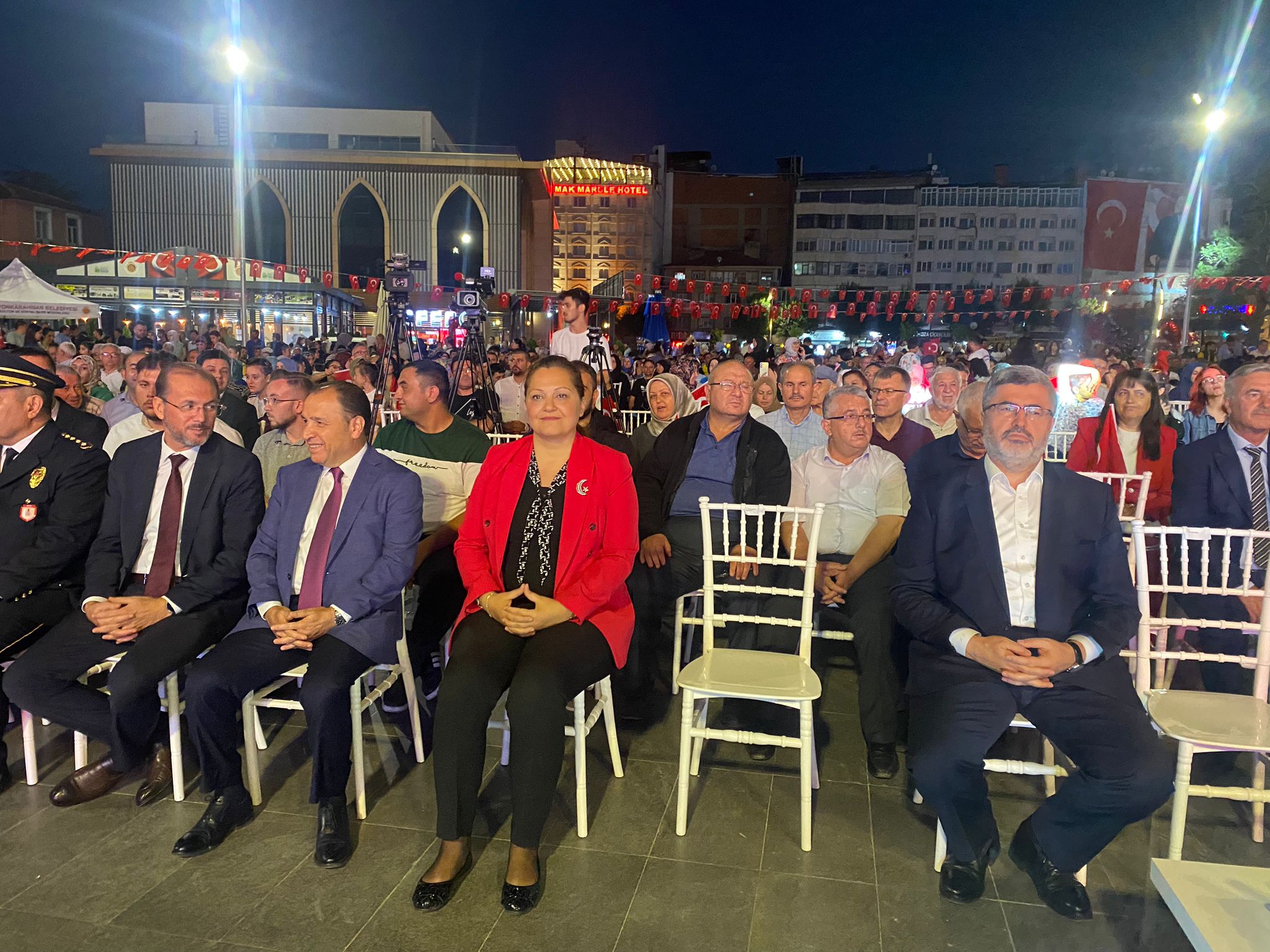 BAŞKAN KÖKSAL 15 TEMMUZ PROGRAMINDAKİ YERİNİ ALDI