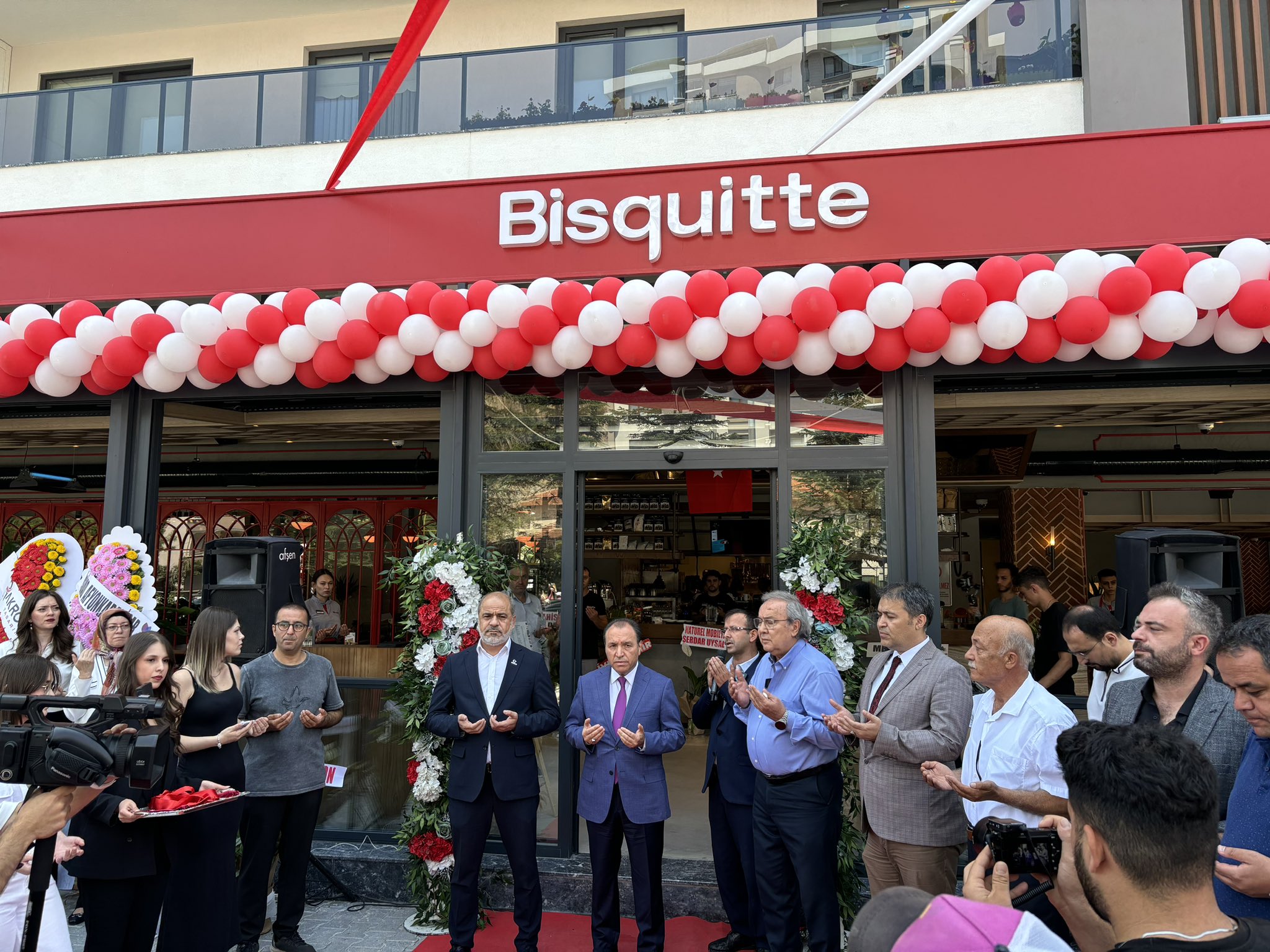 Başkan İşlek ve Ekibi Katıldı Karaca Ailesi Şehre Yeni Soluk Getirdi