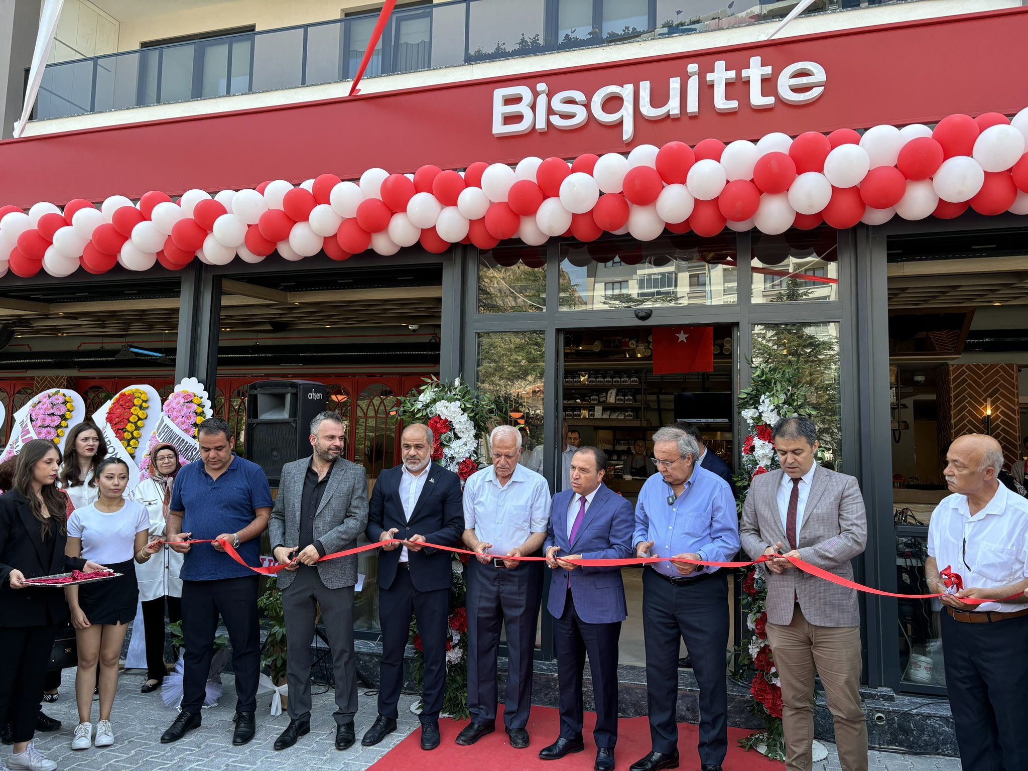 Başkan İşlek ve Ekibi Katıldı Karaca Ailesi Şehre Yeni Soluk Getirdi