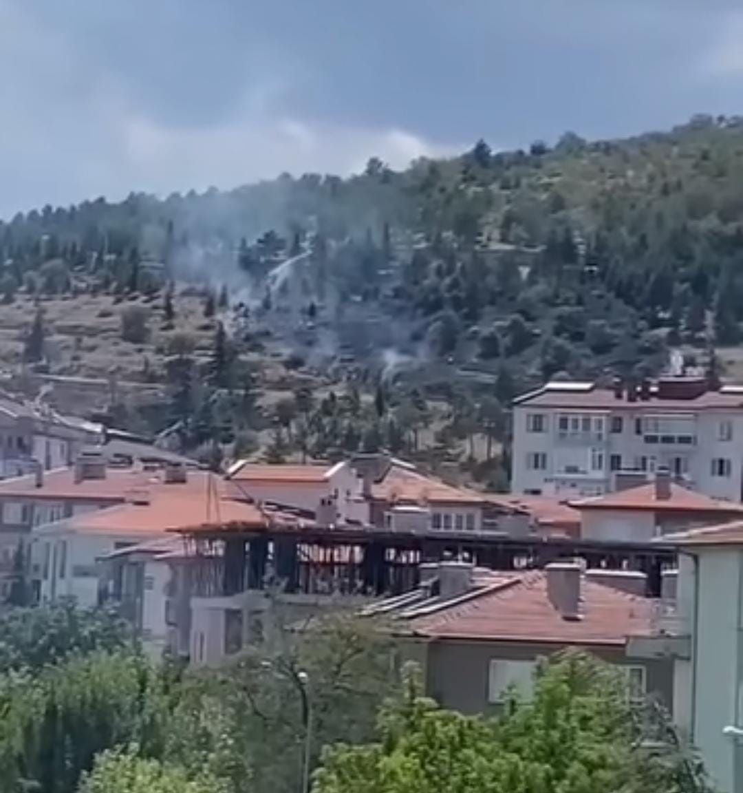Hıdırlıktan Yine Dumanlar Yükseldi Ekipler İvedilikle Müdahale Etti
