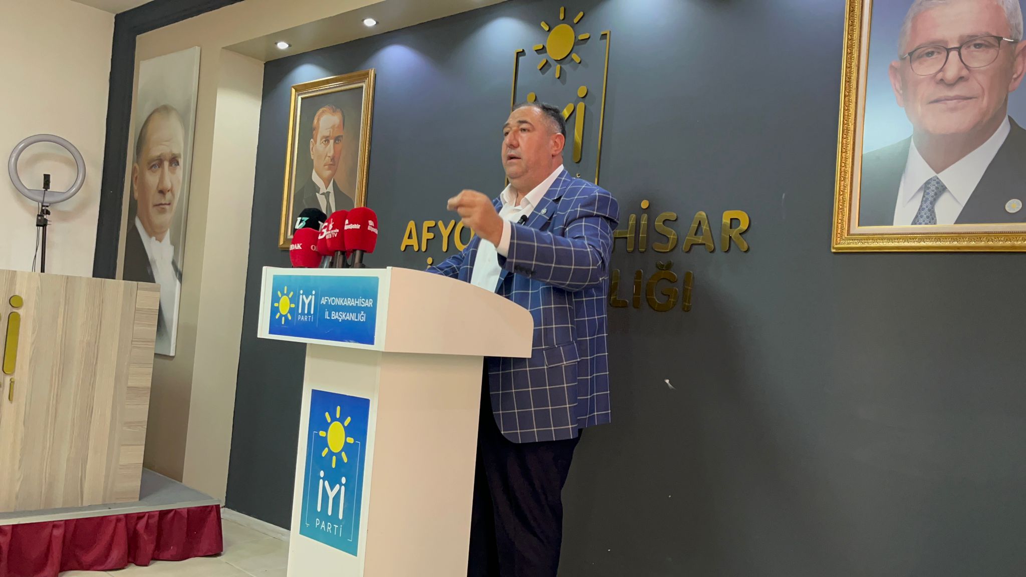 “SAYIN  BAKAN ŞİMŞEK’İN VATANDAŞI OLDUĞU ÜLKEDE BİR KİLO KIYMA 250 TL”