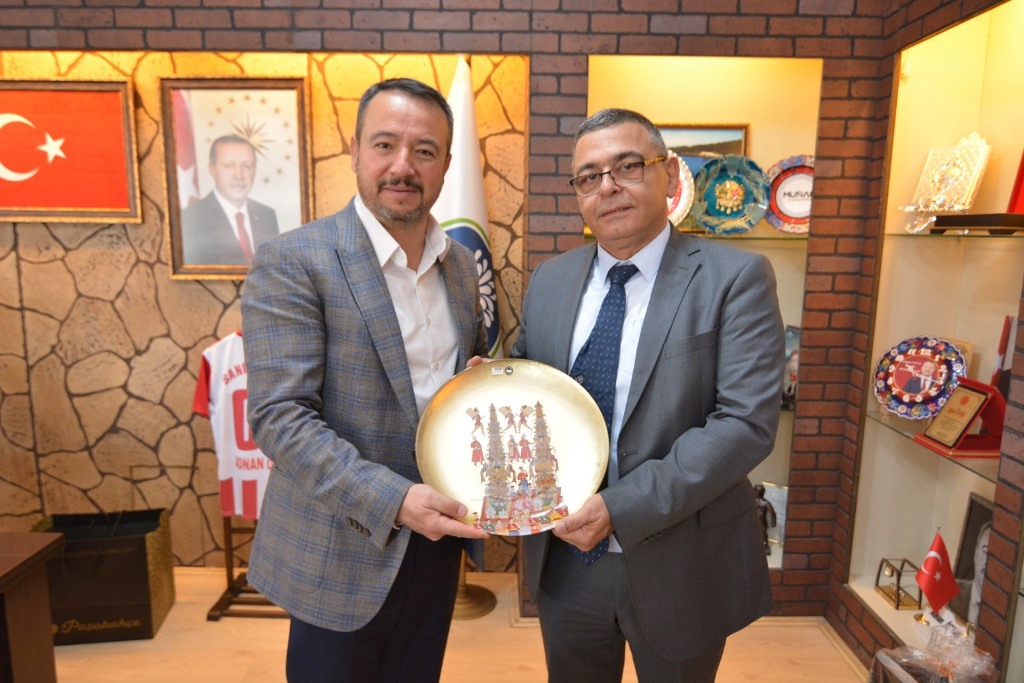 ÖZTAŞ'A HAYIRLI OLSUN ZİYARETİ UFUK ŞAHİNOĞLU'NDAN GELDİ
