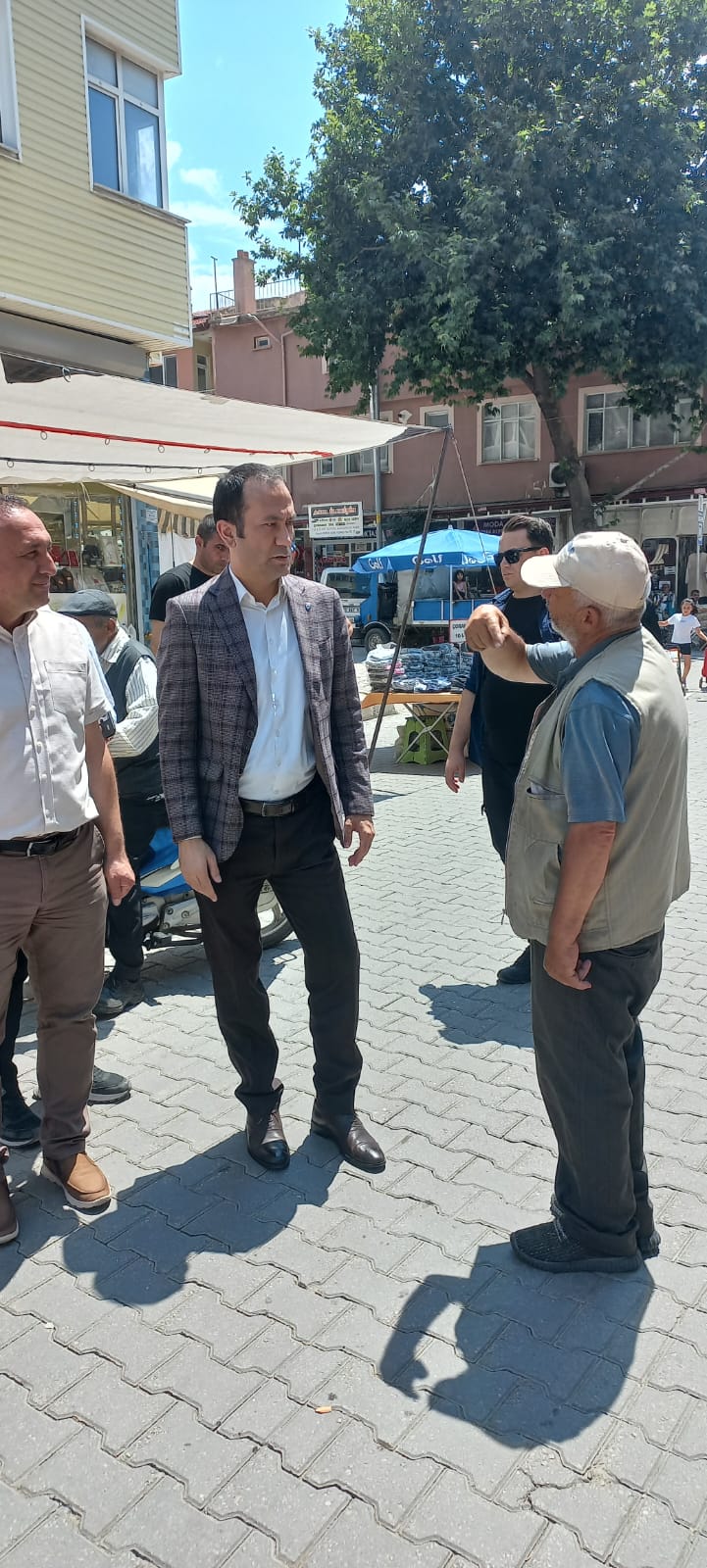 Çay’ın Yeni Kaymakamı Vatandaştan Tam Not Aldı