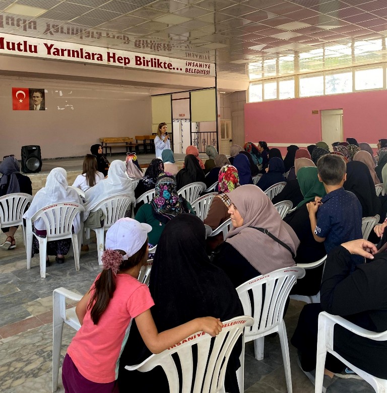 KADIN KÜLTÜR KOOPERATİFLERİ ÜRETMEYE DEVAM EDİYOR