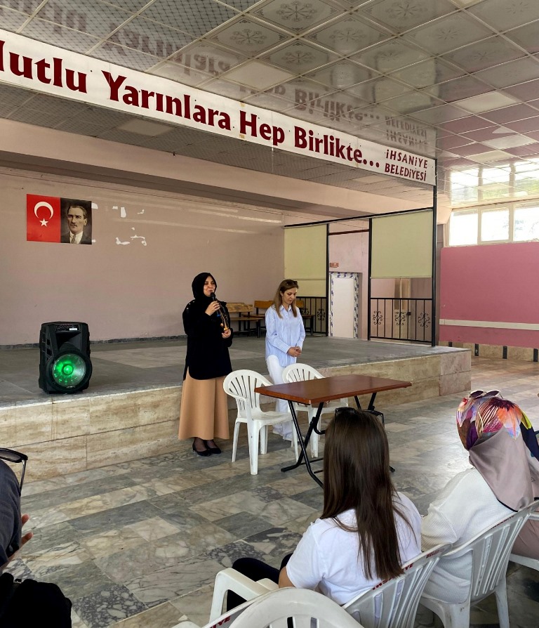 KADIN KÜLTÜR KOOPERATİFLERİ ÜRETMEYE DEVAM EDİYOR