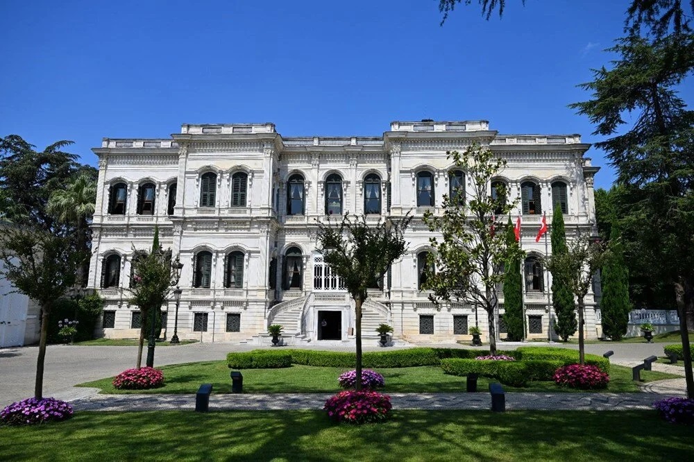 OSMANLI'NIN SON SARAYI GERİ DÖNÜYOR: