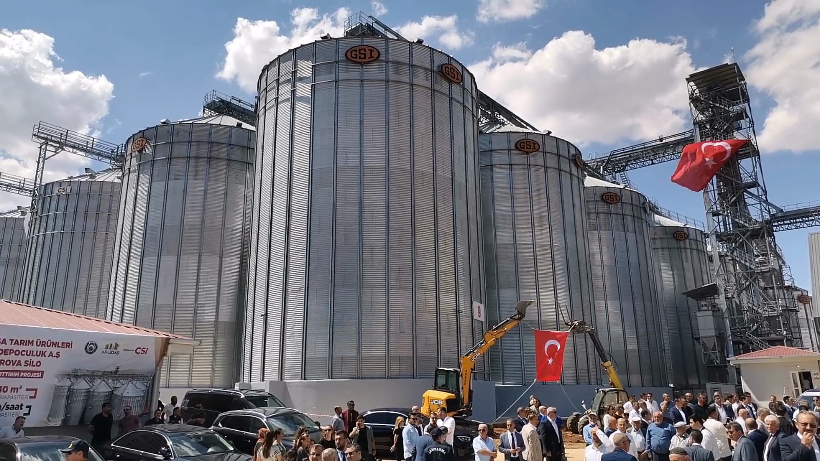 Vali Yiğitbaşı: Tesis, Ürünlerin Depolanması İçin Yaygın Bir Sistem Sunuyor