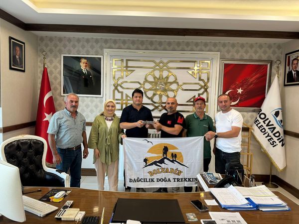 Bolvadin Dağcılık ve Doğa Trekking Grubundan Başkan Aynacı'ya Ziyaret