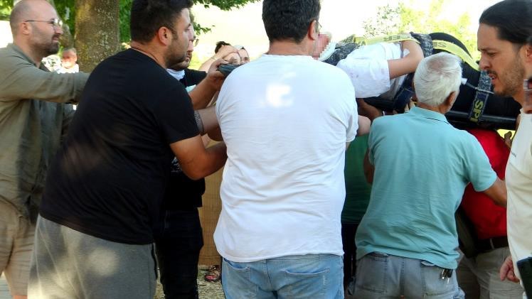 Bebeğini Göremeden Hayatını Kaybetti: Kazada ağır yaralanan hamile kadın operasyonla alınan bebeğini göremedi